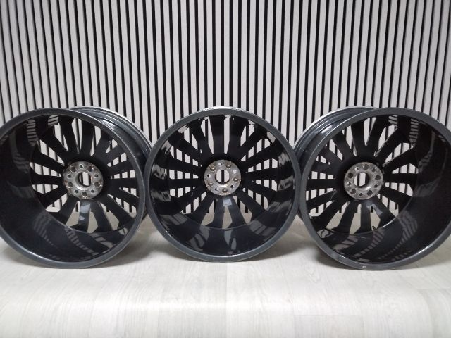 bontott AUDI E-TRON Alufelni Szett