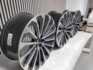 bontott AUDI E-TRON Alufelni Szett