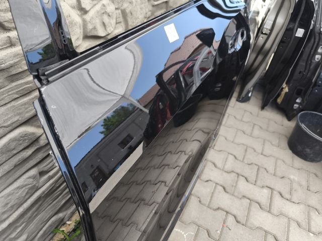 bontott AUDI E-TRON Bal hátsó Ajtó (Üres lemez)