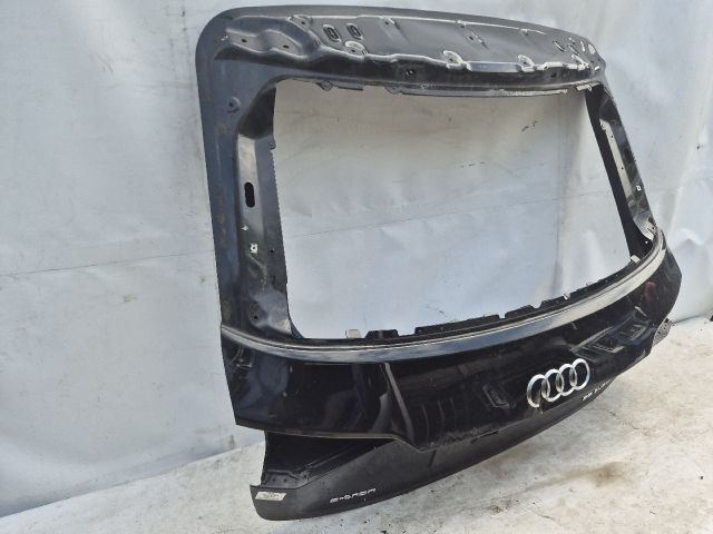 bontott AUDI E-TRON Csomagtérajtó (Üres lemez)