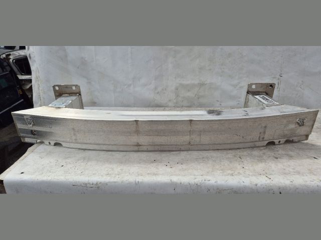 bontott AUDI E-TRON Első Lökhárító Merevítő (Fém)