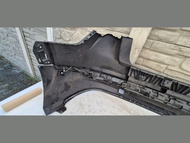 bontott AUDI E-TRON Hátsó Lökhárító (Üresen)