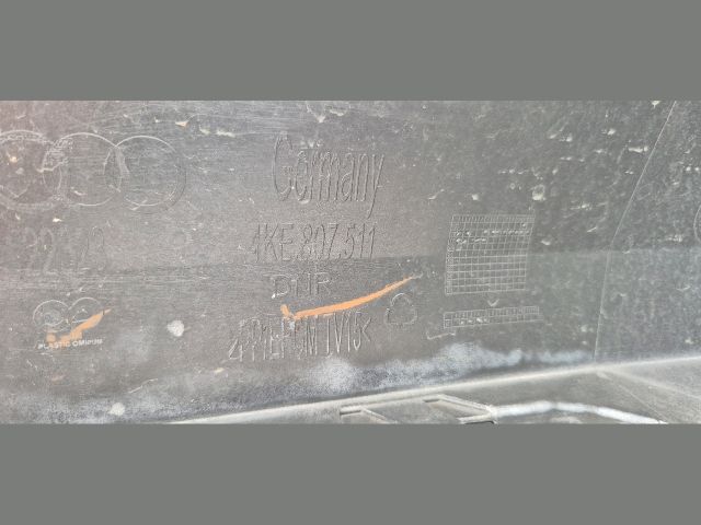 bontott AUDI E-TRON Hátsó Lökhárító (Üresen)