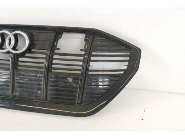 bontott AUDI E-TRON Hűtőrács