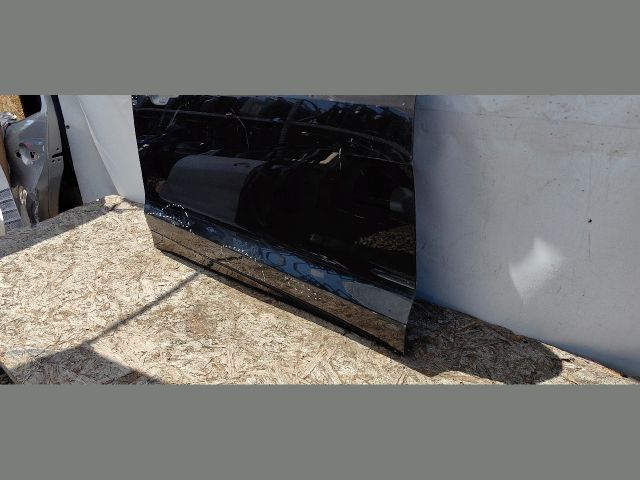 bontott AUDI E-TRON Jobb első Ajtó (Üres lemez)