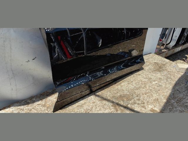 bontott AUDI E-TRON Jobb első Ajtó (Üres lemez)