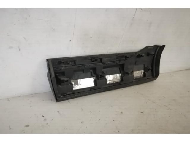 bontott AUDI E-TRON Jobb hátsó Ajtó Díszléc