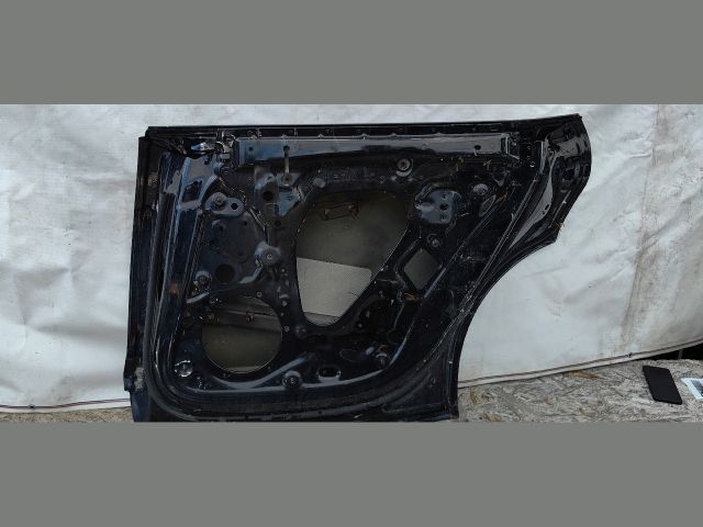 bontott AUDI E-TRON Jobb hátsó Ajtó (Üres lemez)