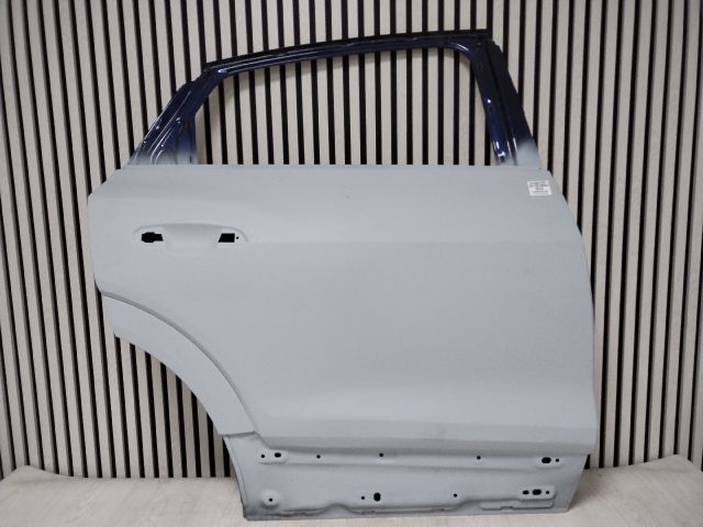 bontott AUDI E-TRON Jobb hátsó Ajtó (Üres lemez)