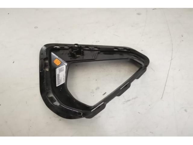 bontott AUDI E-TRON Jobb Ködlámpa Rács