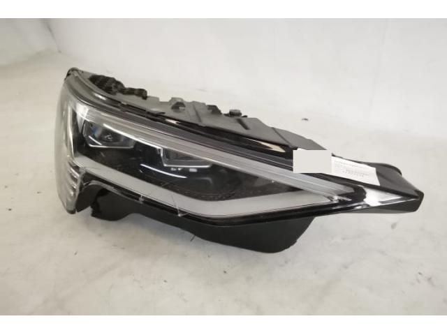bontott AUDI E-TRON Jobb Ledes Fényszóró