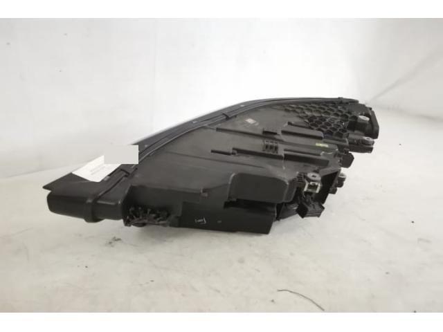 bontott AUDI E-TRON Jobb Ledes Fényszóró