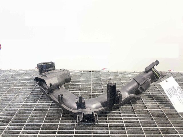 bontott AUDI Q2 Légbeömlő Cső