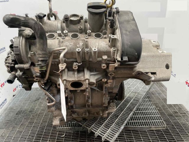 bontott AUDI Q2 Motor (Fűzött blokk hengerfejjel)