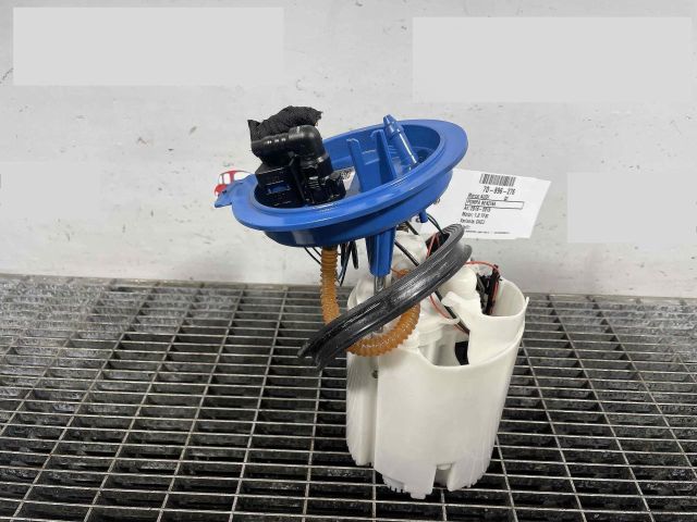 bontott AUDI Q2 Üzemanyag Szivattyú