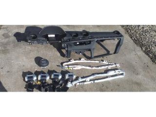 bontott AUDI Q2 Tank