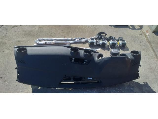 bontott AUDI Q2 Tank