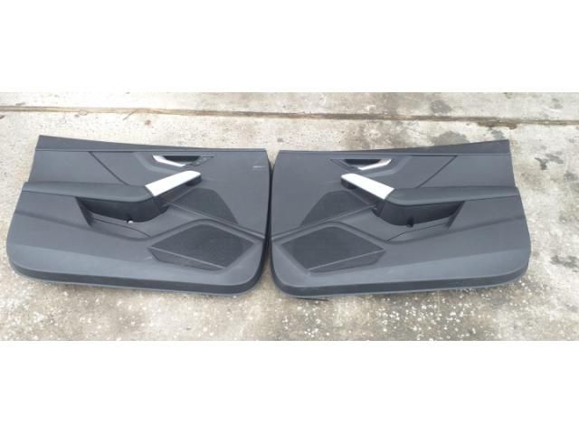 bontott AUDI Q2 Bal első Ajtó Kárpit