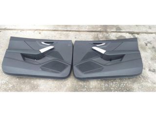 bontott AUDI Q2 Bal első Ajtó Kárpit