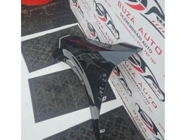 bontott AUDI Q2 Bal első Sárvédő