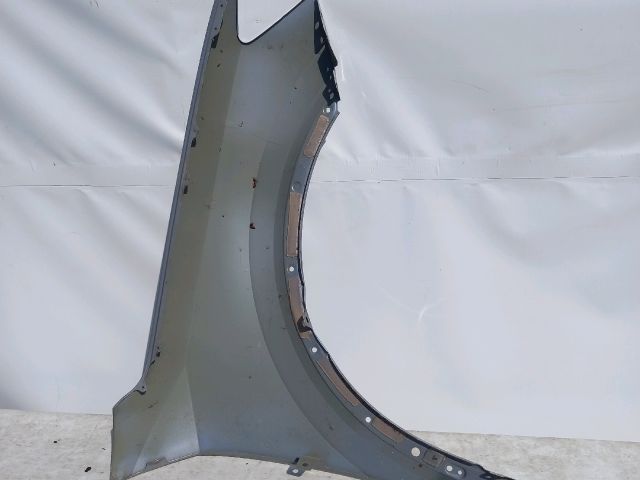 bontott AUDI Q2 Bal első Sárvédő