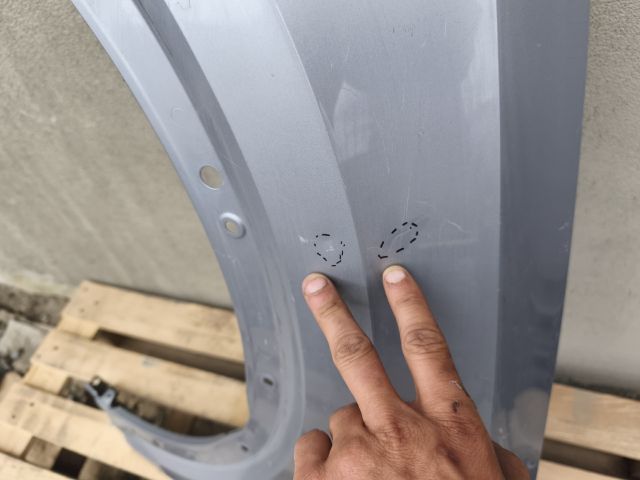 bontott AUDI Q2 Bal első Sárvédő