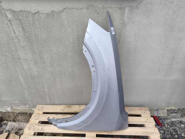 bontott AUDI Q2 Bal első Sárvédő