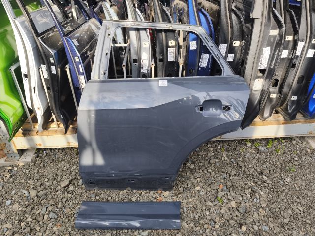 bontott AUDI Q2 Bal hátsó Ajtó (Üres lemez)