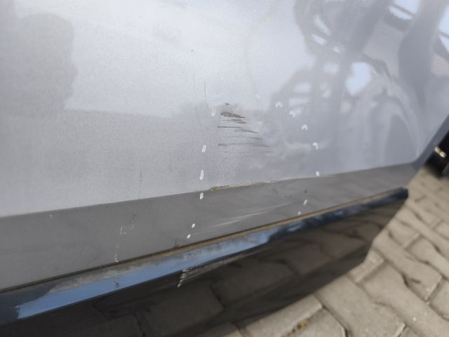 bontott AUDI Q2 Bal hátsó Ajtó (Üres lemez)