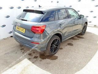 bontott AUDI Q2 Bal hátsó Csomagtér Burkolat (Műanyag)