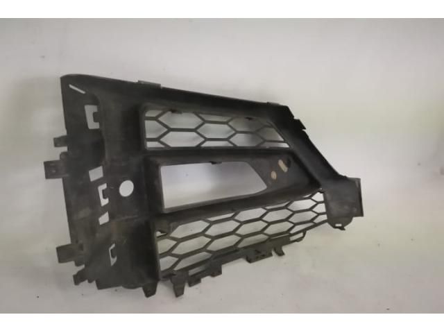 bontott AUDI Q2 Bal Ködzárófény Keret