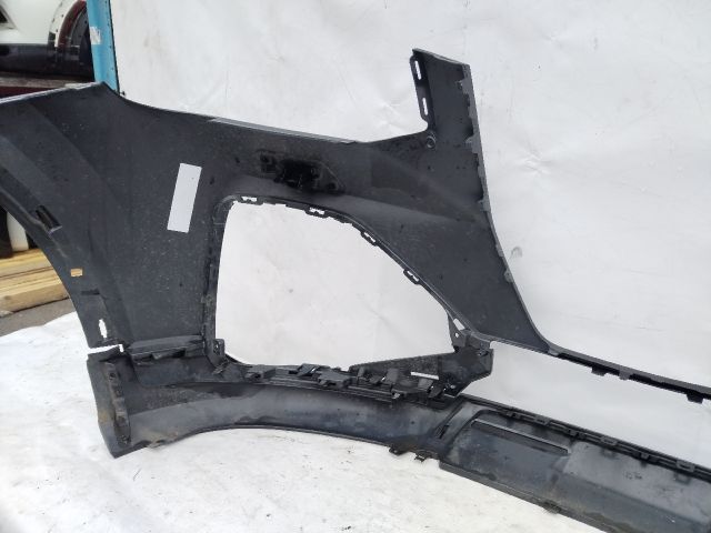 bontott AUDI Q2 Első Lökhárító (Üresen)