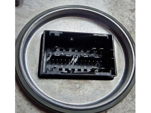 bontott AUDI Q2 Fényszóró Elektronika