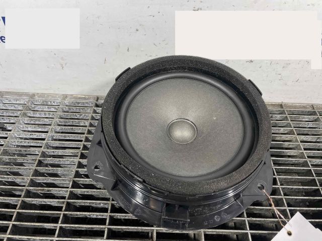 bontott AUDI Q2 Hangszóró (Pozíciófüggetlen)