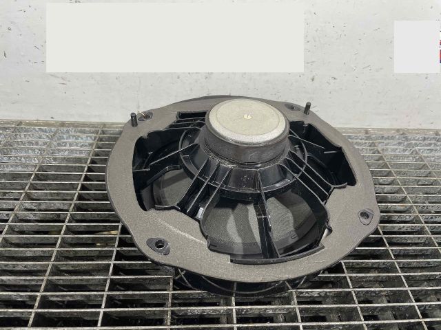 bontott AUDI Q2 Hangszóró (Pozíciófüggetlen)