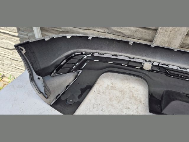 bontott AUDI Q2 Hátsó Lökhárító (Üresen)