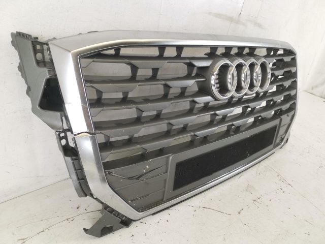 bontott AUDI Q2 Hűtőrács