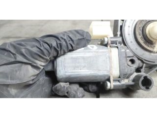 bontott AUDI Q2 Jobb első Ablakemelő Motor