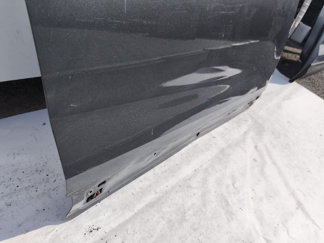 bontott AUDI Q2 Jobb első Ajtó (Üres lemez)