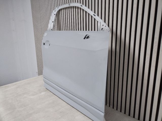 bontott AUDI Q2 Jobb első Ajtó (Üres lemez)