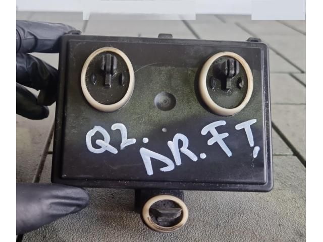 bontott AUDI Q2 Jobb első Ajtó Vezérlőegység