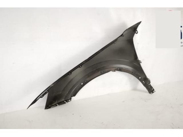 bontott AUDI Q2 Jobb első Sárvédő