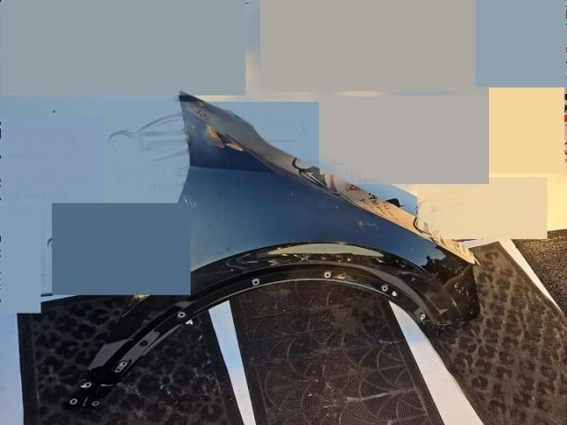 bontott AUDI Q2 Jobb első Sárvédő