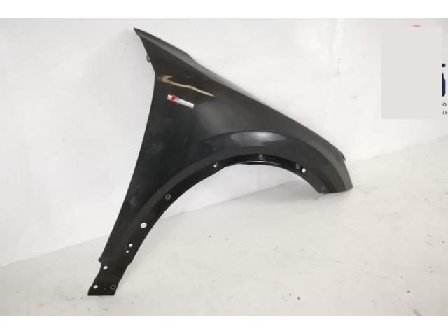 bontott AUDI Q2 Jobb első Sárvédő