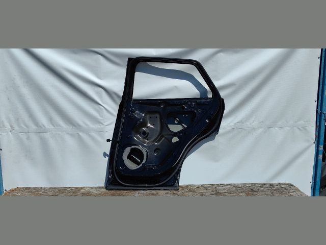 bontott AUDI Q2 Jobb hátsó Ajtó (Üres lemez)