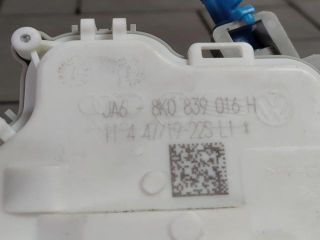 bontott AUDI Q2 Jobb hátsó Ajtózár