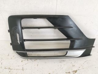 bontott AUDI Q2 Jobb Ködlámpa Rács