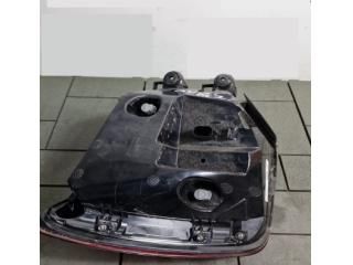 bontott AUDI Q2 Jobb Külső Hátsó Lámpa