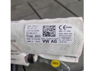 bontott AUDI Q2 Jobb Oldallégzsák