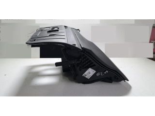 bontott AUDI Q2 Kesztyűtartó